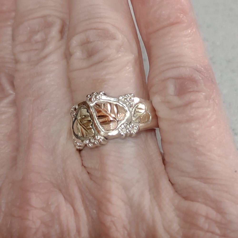 Silver And Gold Leaf Design Ring - image 5